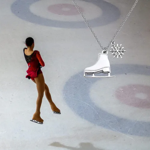 Vista 6 de Llavero de patinaje sobre hielo, diseño de patinaje artístico esmaltado, color blanco, para patinar, regalo para los amantes del patinaje