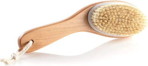 Vista 6 de Kingsley Cepillo de cerdas naturales para cuerpo con forma ergonómica, mango de madera, Paquete de 1