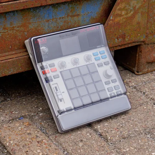 Vista 2 de Decksaver Cubierta de policarbonato súper fuerte compatible con la muestra Akai MPC