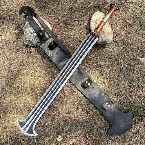 Vista 7 de Generic Espada Konda Ikakalaka hecha a mano, hoja de acero al carbono, antigua espada africana tradicional, espada de caza viene con funda de cuero