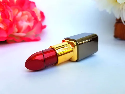Vista 5 de Encendedor de butano en forma de lápiz labial, recargable para mujer, encendedor novedoso (azul)