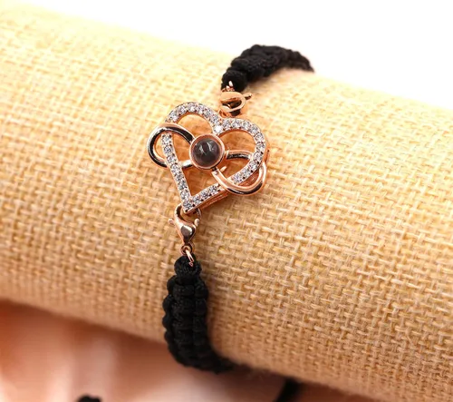 Vista 5 de Pulsera con texto en inglés "I Love You" en 100 idiomas, pulseras de proyección de corazón, cuerda trenzada ajustable, regalos de amor para mamá