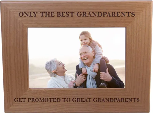 Vista 10 de CustomGiftsNow Only The Best Grandparents Get Promoted to bisabuelos. Marco de fotos de madera con capacidad para fotos de 4 x 6 pulgadas, gran