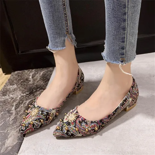 Vista 2 de Zapatos planos de ballet para mujer a la moda con diamantes de imitación de perla y punta puntiaguda, estilo retro, bordado cómodo, formal