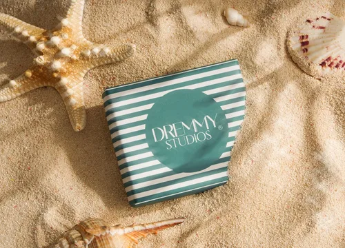 Vista 6 de Dremmy Studios Pulsera de oro para mujer, chapada en oro de 18 quilates, delicado clip de circonita cúbica, disco de moneda, estrella, cable