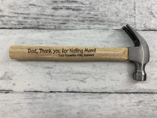 Vista 9 de Martillo grabado personalizado del día del padre, regalo de encargo de la manija de madera para papá