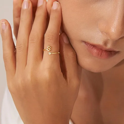 Vista 3 de Anillos Turandoss para Mujeres y Niñas - Delicados anillos ajustables chapados en oro de 14K sin decoloración para mujeres y adolescentes, anillos