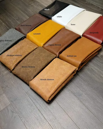 Vista 4 de NAT Leathers™ Cuero sintético sintético suave de piel sintética vegana marrón bellota (aprobado por PETA Vegano) por The Yard Piel sintética