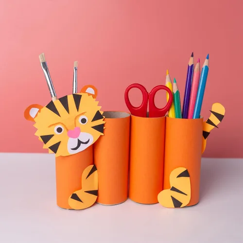 Vista 3 de Paquete de 48 rollos de papel higiénico de cartón, 3.9 in de longitud