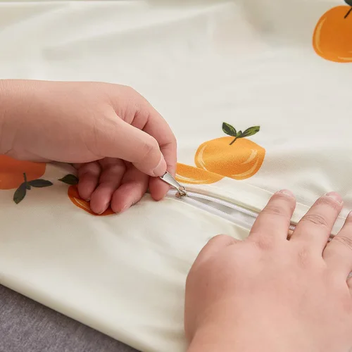 Vista 6 de LAMEJOR - Juego de funda de edredón, ropa de cama de microfibra (1 funda de edredón y 2 fundas de almohada) Amarillo