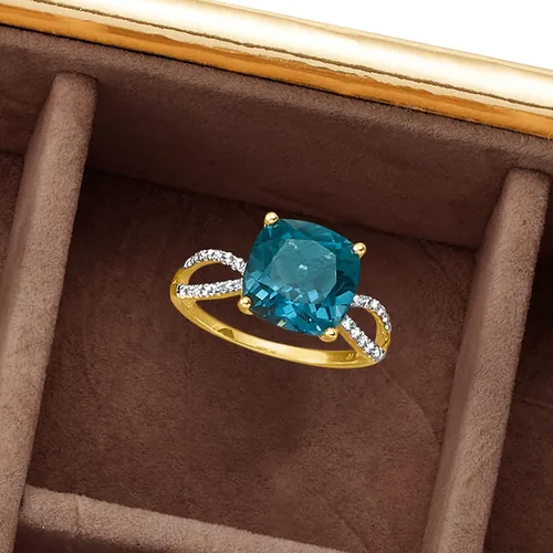 Vista 5 de Ross-Simons Anillo de topacio azul Londres de 4.90 quilates y diamantes de .11 qt t t en oro amarillo de 14 quilates