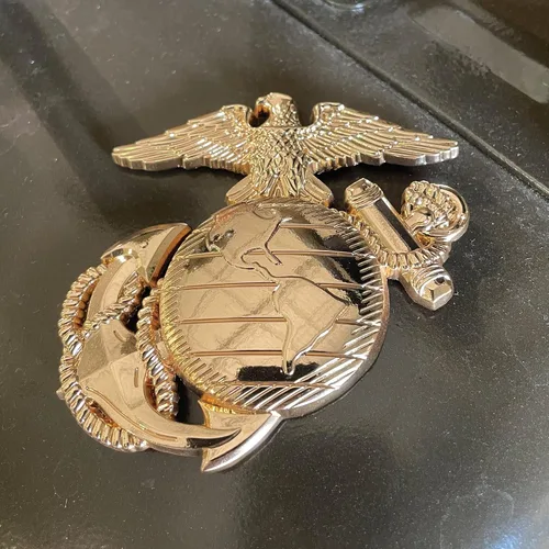 Vista 3 de Emblema de coche 3D USMC Gold EGA