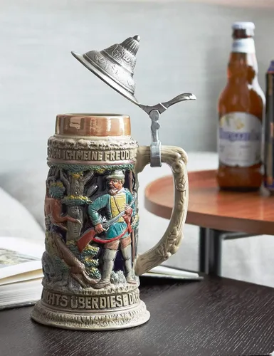Vista 5 de HAUCOZE Taza de cerveza alemana para caza, jarras vikingas con tapa de peltre, regalos de cumpleaños para hombres, padre, marido, 0.6 litros