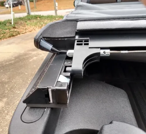 Vista 7 de Funda de cama impermeable de 4 pies 6 pulgadas para Maverick 22-24, suave y enrollable para Ford Maverick 2022+ sin sistema de seguimiento