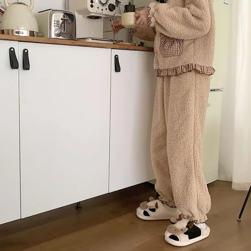 Vista 7 de Fuzzy Cow Slippers for Women Men, Cute Cotton Animals House Shoes Fluffy Plush Slippers for Girls Indoor Living Room Bedroom