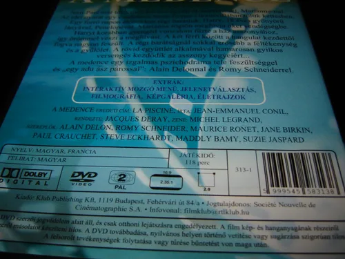 Vista 5 de LA PISCINE (1969) A MEDENCE