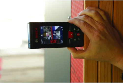 Vista 14 de BOSCH GLM400C Blaze - Medidor láser conectado al aire libre de 400 pies con visor, incluye 3 baterías AA, correa de mano y bolsa
