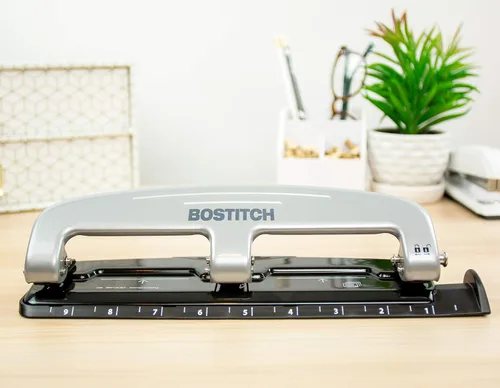 Vista 2 de Bostitch Oficina inPRESS 12 Perforadora de tres agujeros de esfuerzo reducido, plata/negro (2101)