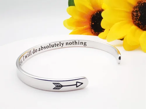 Vista 180 de Pulseras inspiradoras para mujer, joyería de acero inoxidable, con refranes, pulsera motivacional con mensaje oculto, pulseras grabadas para mejor