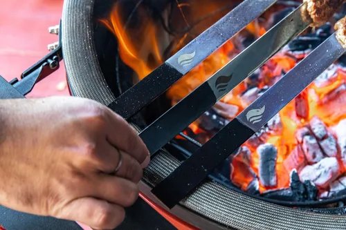 Vista 6 de India's BBQ - Juego de 5 pinchos para barbacoa de acero inoxidable de 1 pulgada de ancho, juego de 5 palitos planos de alta resistencia para asar