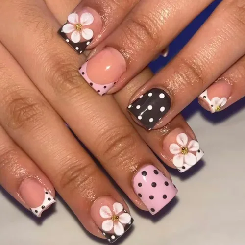 Vista 13 de Uñas postizas a presión con punta francesa, uñas postizas cuadradas cortas con diseños de cuentas de flores 3D, uñas blancas a presión, uñas Blanco