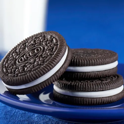 Vista 4 de Oreo, galletas sándwich de chocolate, 13.3 onzas Siempre hecho con cacao real, certificado Kosher
