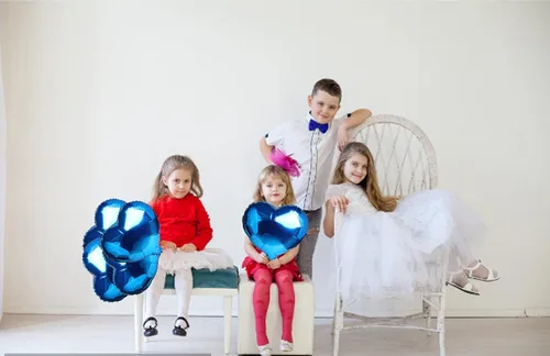 Vista 4 de 10 globos de aluminio en forma de corazón azul de 18 pulgadas de Mylar para decoración de fiesta de cumpleaños