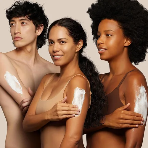 Vista 4 de Queen Helene Crema de Manteca de Cacao para Cara y Cuerpo – Fórmula Extra Rica Hidratante para Piel Seca Suaviza, Alisa y Restaura la Radiancia
