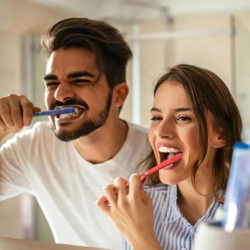 Vista 5 de Linkidea Cepillo de dientes manual con soporte magnético para cepillos de dientes, juego de soporte para cepillos de dientes para parejas, cepillo