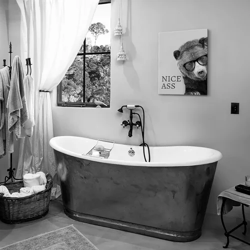 Vista 6 de Kasluolo Decoración de pared de oso para baño, divertida imagen de oso, decoración de pared de granja, pintura en blanco y negro, decoración