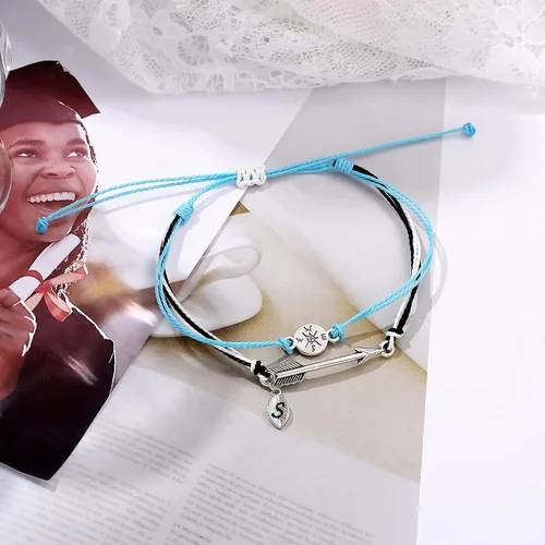 Vista 7 de MONOZO Regalos de graduación para ella 2022 inspiradores regalos de graduación pulsera de clase de 2022 brújula de graduación para personas mayores