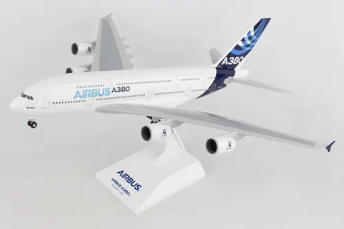 Vista 3 de Daron Skymarks Airbus A380-800 H/C con tren de aterrizaje, escala 1/200, blanco