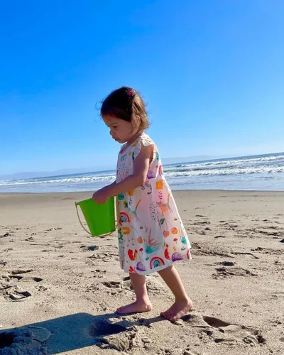 Vista 3 de Bumeex Ropa para niñas pequeñas, de algodón, manga corta, casual, vestidos para niñas de 2 a 7 años