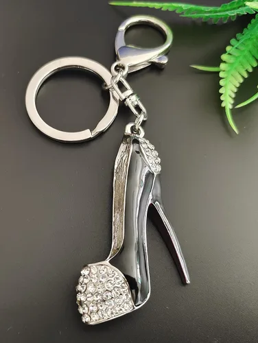 Vista 3 de JIAHATE Llavero de zapato de tacón alto con diamantes de imitación de moda, llavero de cristal para zapatos, llavero para mujer, bolso de mujer