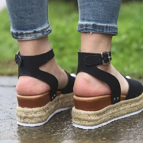Vista 2 de DevilAngel Sandalias de cuña casuales de verano con hebilla y hebilla para el tobillo y plataforma plana para mujer Negro