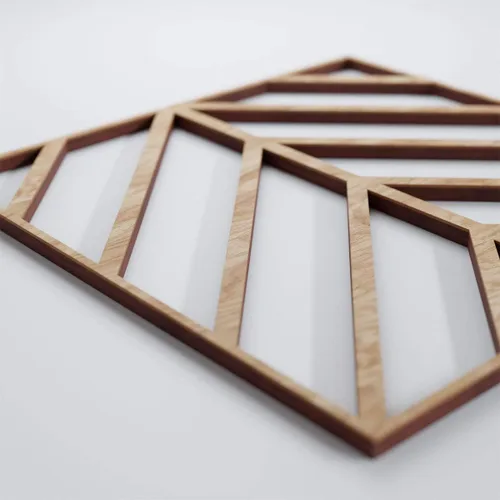 Vista 4 de 7 3/8"W X 7 3/8"H Extra Pequeña Génova Decorativos Paneles De Pared De Madera Calado, Roble Rojo