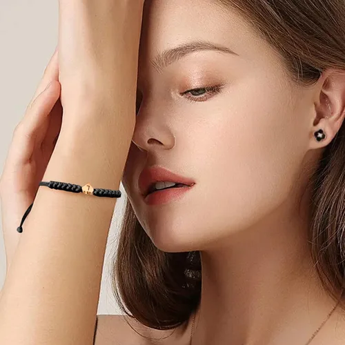 Vista 11 de Pulseras con iniciales para adolescentes y niños, pulsera de letra N con dije de inicial, pulseras hechas a mano para el día de San Valentín, Día