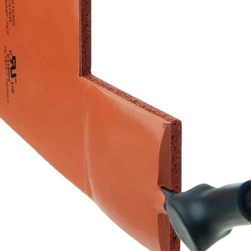 Vista 4 de Generac Almohadilla calefactora de batería 7101 para generadores de espera refrigerados por aire de 9kW-22kW - Mantiene un rendimiento óptimo