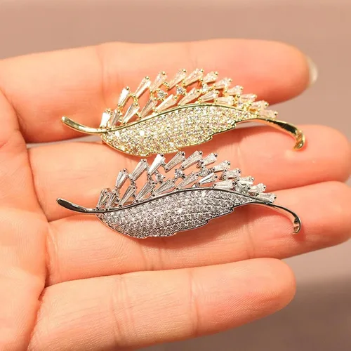 Vista 9 de Broches de moda para mujer, elegantes broches de ramillete de hojas para mujer, joyería de moda para disfraz de perlas, broches y alfileres