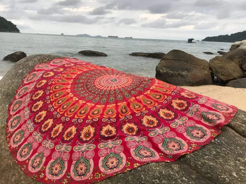 Vista 2 de Tapiz Raajsee de pared, diseño de mandala