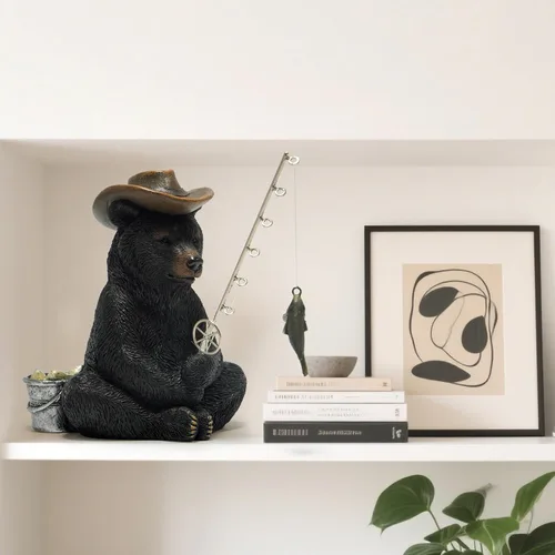 Vista 5 de Hodao Figuras de pesca de oso negro, decoración de oso de verano, manualidades para decoración de escritorio de oficina en casa, estatua