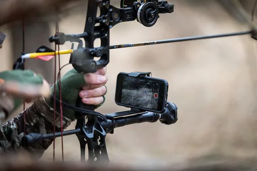 Vista 4 de iPhone, Samsung, GoPro Smartphone Bow Holder - Soporte de teléfono para cámara para momentos de caza con arco
