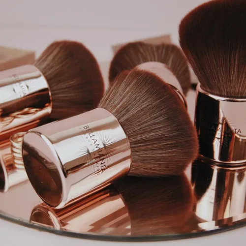 Vista 6 de Bellamianta Cepillo bronceador Kabuki de lujo