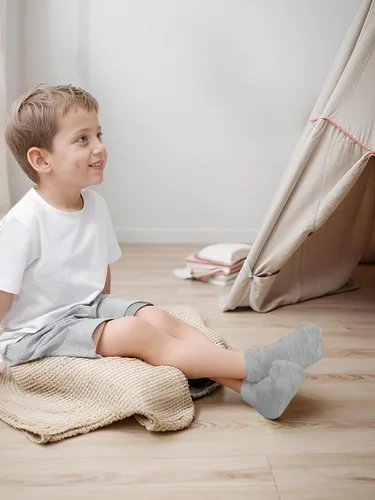 Vista 7 de URATOT 24 pares de calcetines de corte bajo para niños Calcetines tobilleros atléticos de media amortiguación para niños o niñas