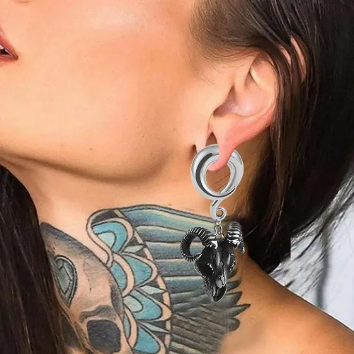Vista 7 de DOEARKO 2PCS Ear Gauges Fashion Goat Skull Ear Hanger Weights for Stretched Ears Tunnels 316 Stainless Steel Hypoallergenic Body Jewelry