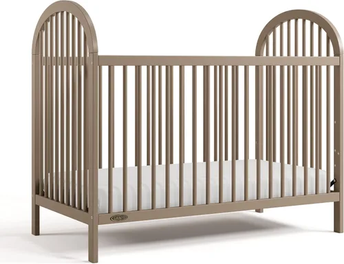 Vista 12 de Graco Cuna convertible Olivia (avena helada) – Certificado GREENGUARD Gold, 100% madera maciza, se adapta a colchón de cuna estándar, cuna de bebé