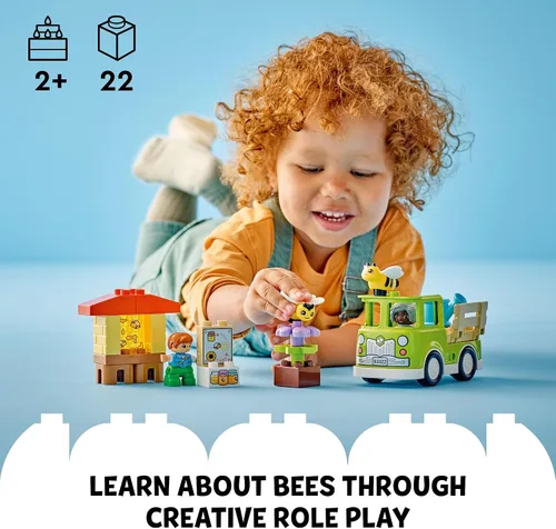 Vista 2 de LEGO DUPLO Town Cuidando de las Abejas y Colmenas, juguete de aprendizaje para niños preescolares, 2 figuras y un camión conducido, juguete STEM
