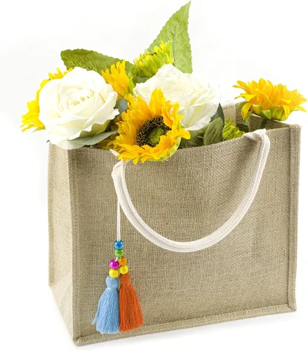 Vista 3 de LB Paquete de 6 bolsas de yute tejidas de arpillera, bolsa de playa con pajilla, asas de algodón con accesorios de borla bohemia, bolsa reutilizable