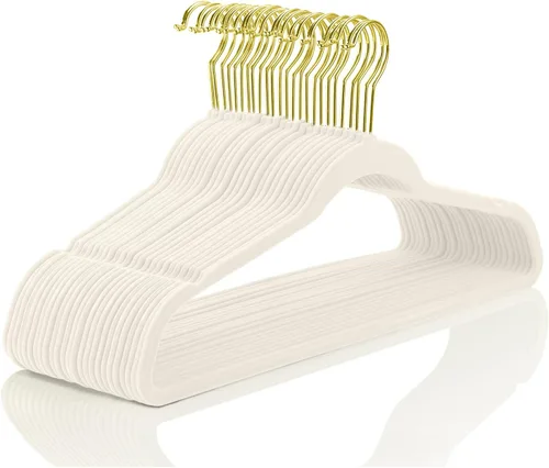 Vista 20 de MIZGI Paquete de 30 perchas de terciopelo de alta calidad, resistentes, antideslizantes, delgadas, perchas de terciopelo negro, ganchos dorados