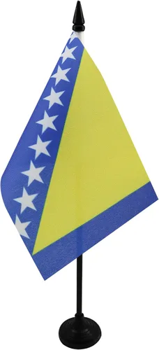 Vista 131 de AZ FLAG Aland Table Flag 4x6 in 100D Polyester Plastic Base Indoor use Finnish 15x10 cm desk flag stitched finish with reinforced edges with